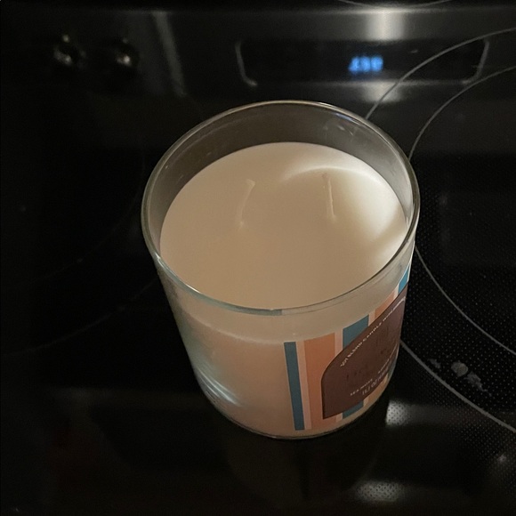 Threshold Driftwood & Sea Salt Scented Candle - Picture 7 of 7